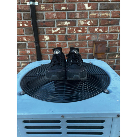 Nike Other - Nike Air Huarache Triple Black(Men’s 10.5)